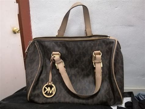 michael kors doctors bag price|More.